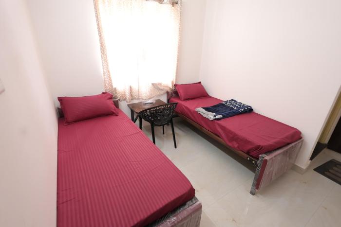 Splendid rooms In Yelahanka near Airport and KIA with Common kitchen 204