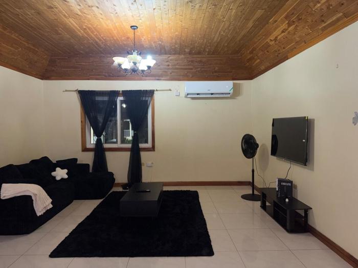 Cozy 2 bedroom Apartment