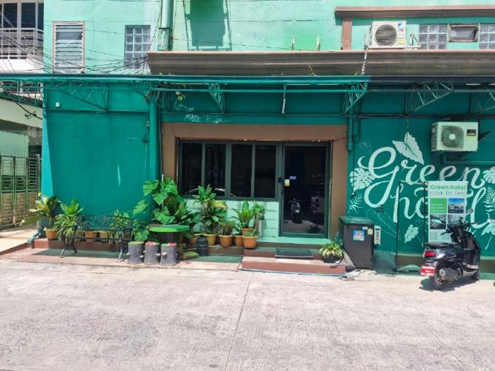 Green Hotel