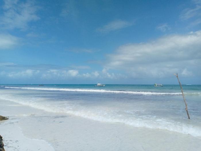 Happy stays Diani beach 2 bedroom apartment