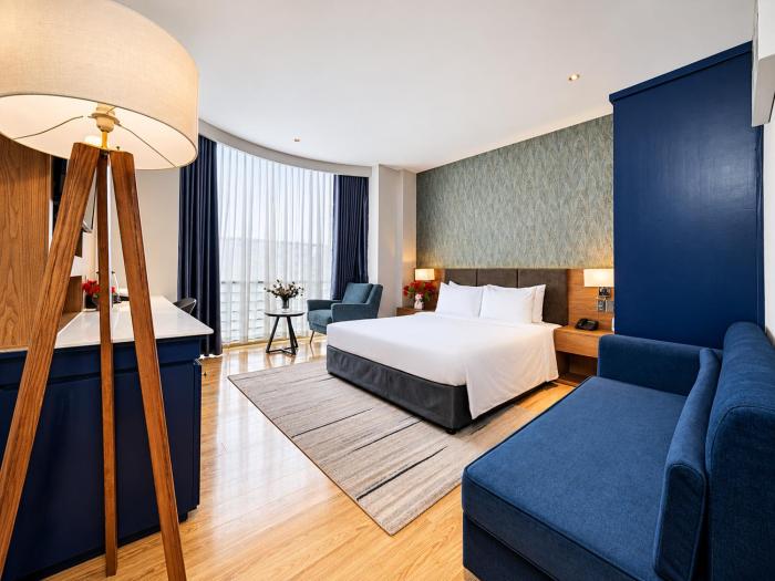 Nicecy Hotel - 190 Le Thanh Ton Street