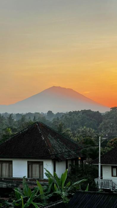 Dr Philo Art Villa Sawah