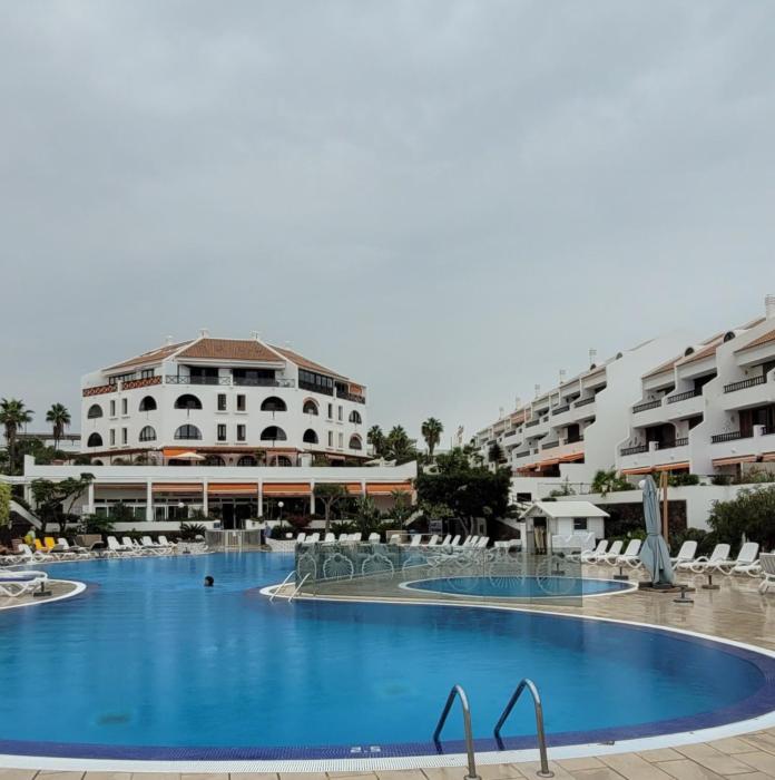Santiago1 Face piscine 2 chambres Grande terrasse