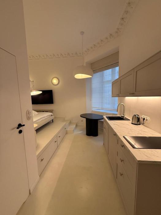 N46 Hideaway Studio