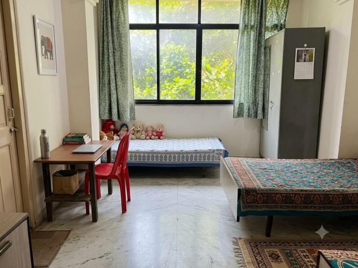 Spacious Room in Heart of Pune, Near Pune Railway Station