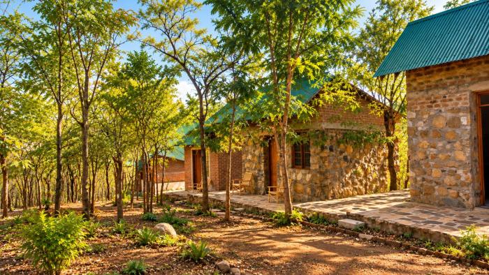 Mikumi Mnarani Cabins