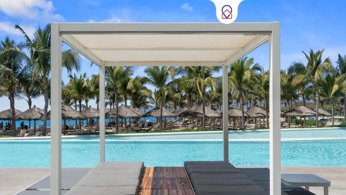 Oceanfront Luxury Penthouse with Terrace 5 Bedrooms