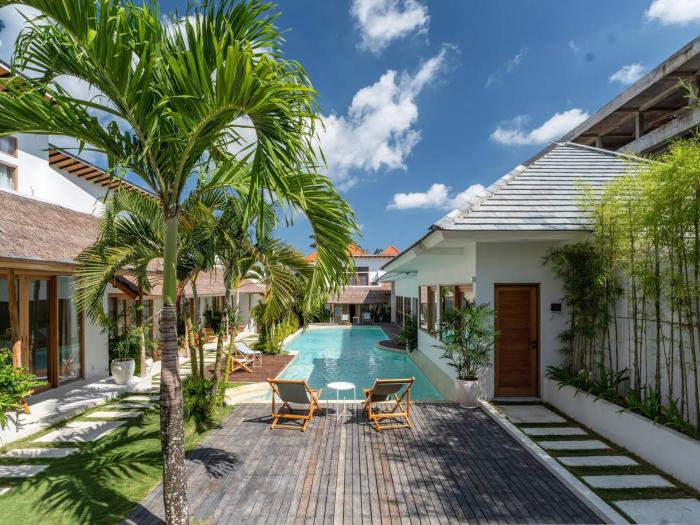 Cozy Apartment with Shared Pool in Berawa Canggu