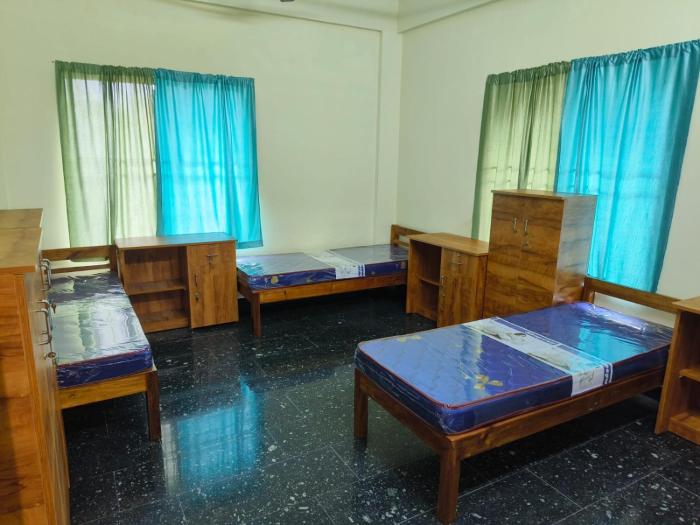 Queens Home Girls Hostel