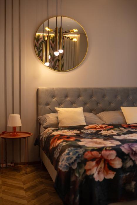 LITTLE ROSE APARTMENT CENTRUM & 24h self check-in with parking