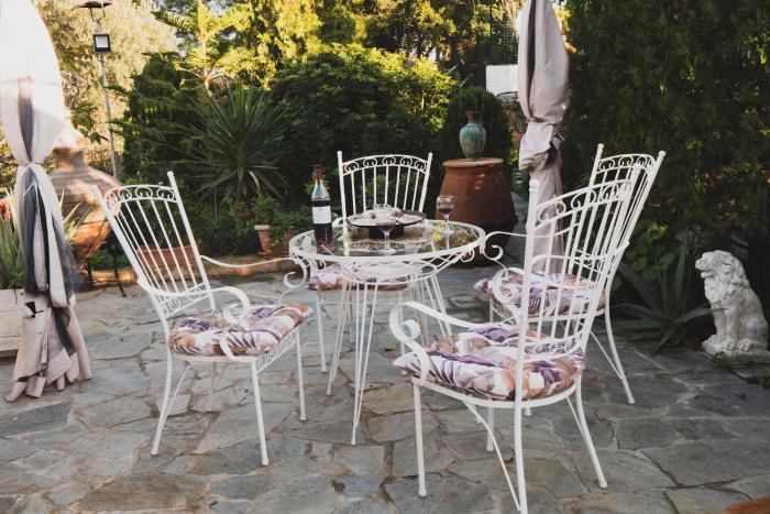 Stratigato Garden Getaway near Chios Town