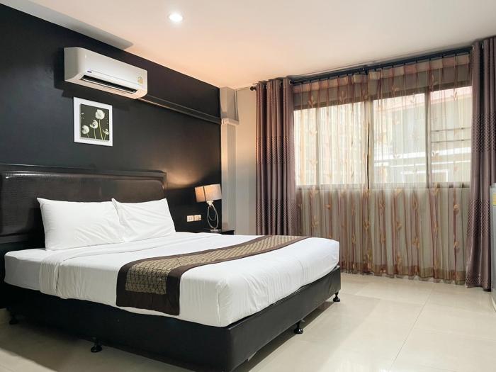 Golden Star Pattaya