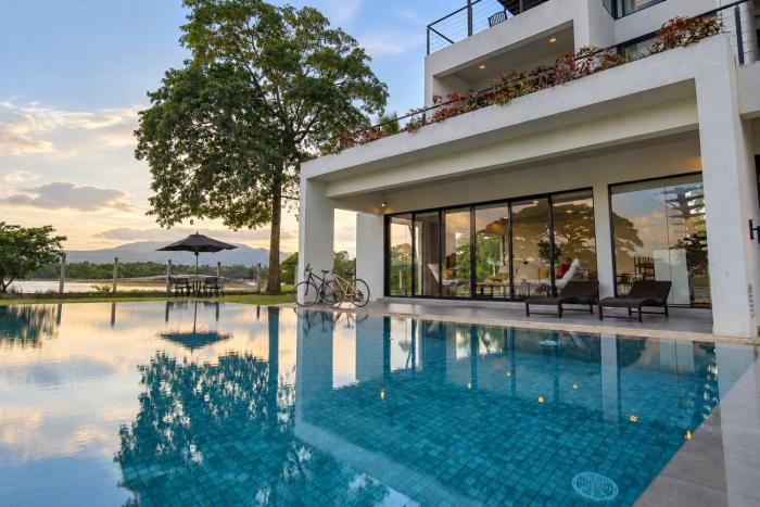 Lakefront Private Pool Villa Full Privacy Nature Escape