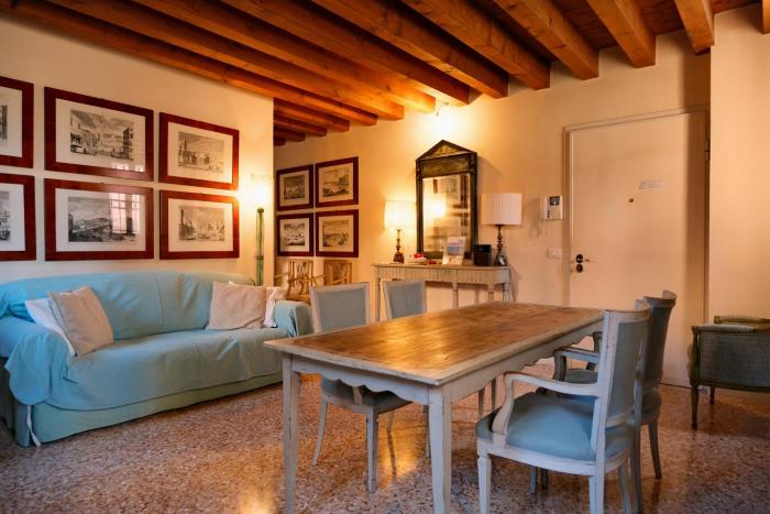 Casa Contarini