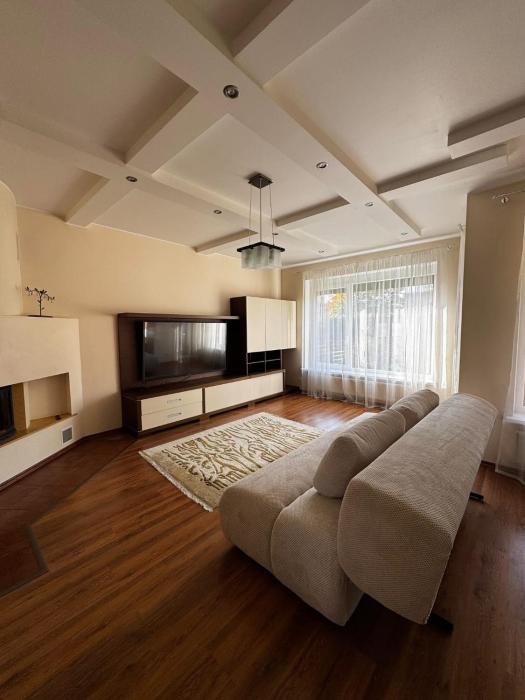 3 BD Santariskiu Townhouse w-Balcony I cohost