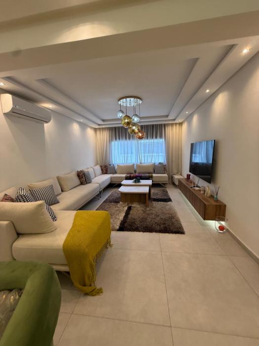 Bright modern 3-bedroom apartment in Casa