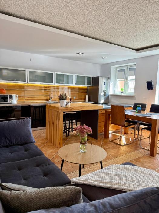 AL-Dom Apartamenty Helsinska 7a
