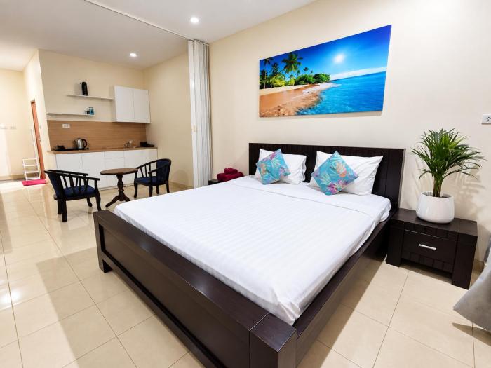 Pharos Apartments
