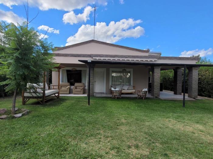 CASA EN VALLE GRANDE Country Club Solar Del Valle