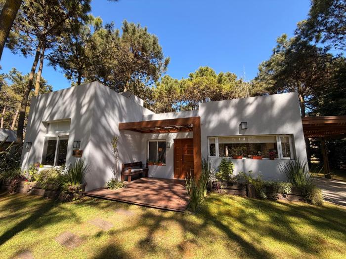 Casa De Los Titanes I Ideal para Familias - Ayres del Bosque Alojamientos