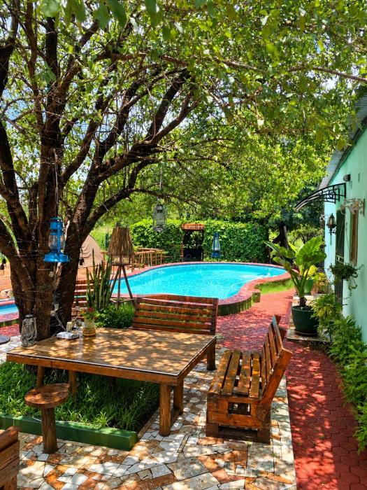 Bush Adventure Guest House
