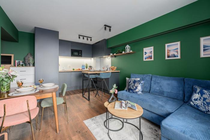 Lumina I 2BR Apart with Parking I Center I City view