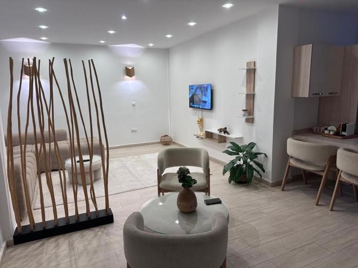 Jenna Home, beautiful duplex apartment
