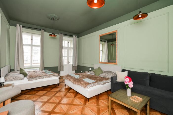 Dvorak Boutique Apt - City Center - with Balcony