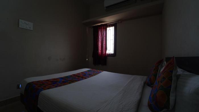 Hotel 1BHK VARUN