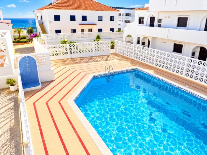 Apartamento T2 perto da praia da Oura