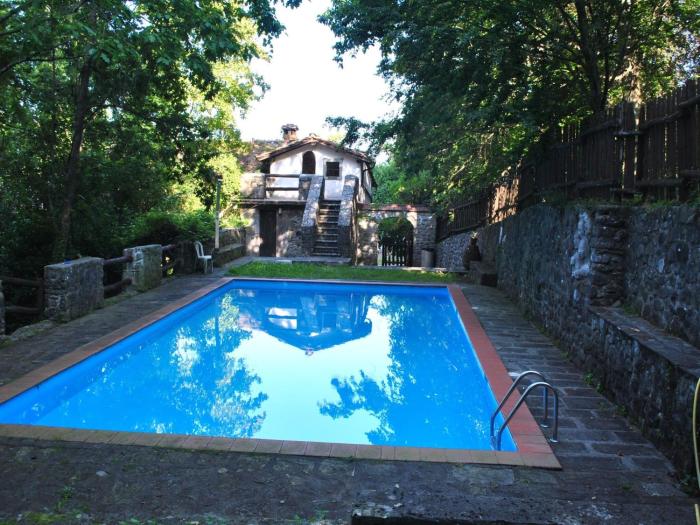 Holiday Home with Garden and shared pool