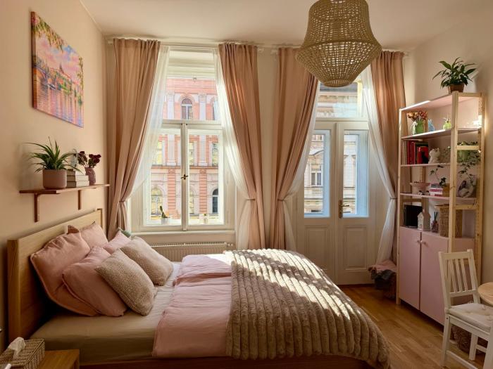Sweet Haven in Prague City Center with Balcony