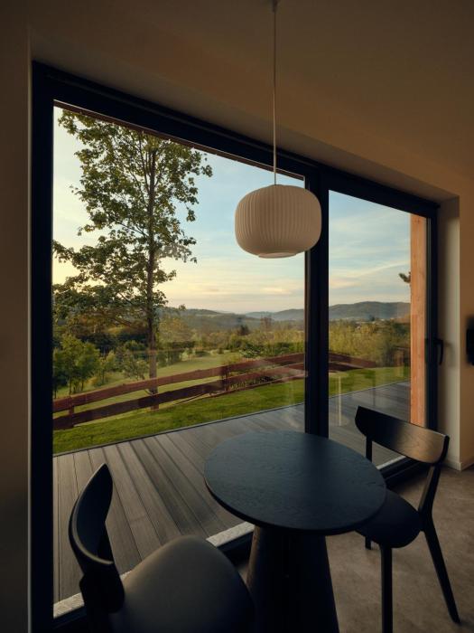 NOMA Jakubovice - tiny house v přírodě s neuvěřitelným výhledem a finskou saunou v ceně
