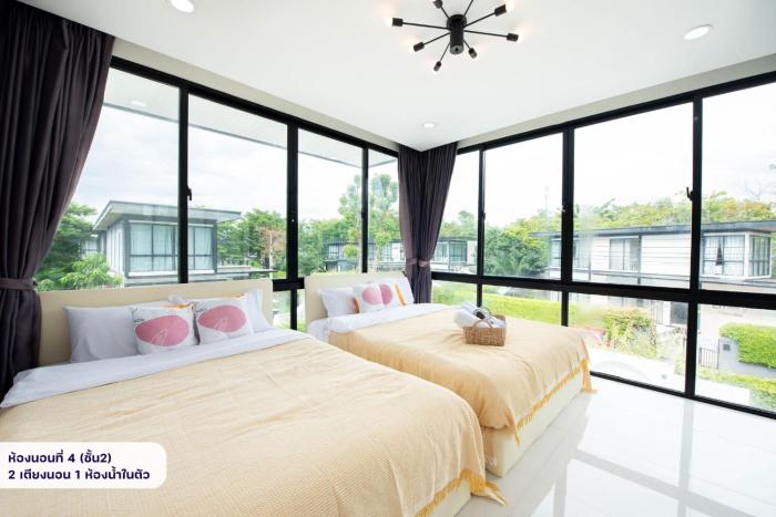 Avery Lush Escape Villa