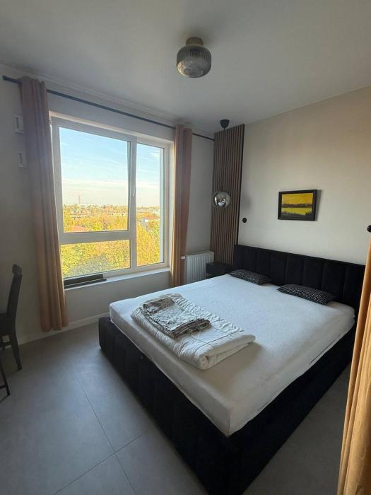 Lumina I Spacious 2-room Apart with Parking I Terrace
