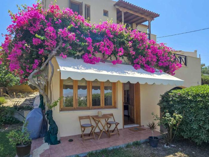 Charming Garden Guesthouse near Knossos
