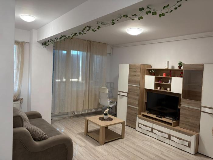 Militari Residence Cozy-Two Room House