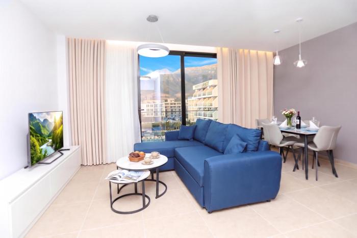 Sea Side Palm Modern Suites - Happy Rentals