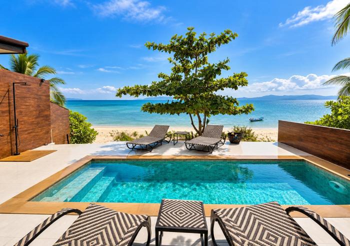 Sarana Beach Front Villas