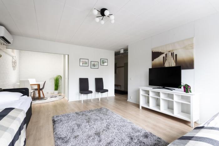 Spacious and cozy 2-room apartment for 4 in Kaivoksela, Vantaa