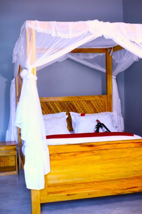 Meuly Family Lodge