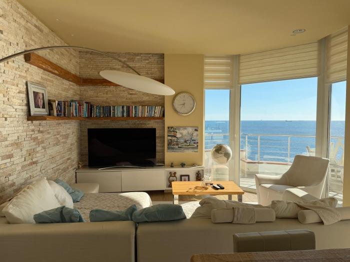 Serenity Seaside view