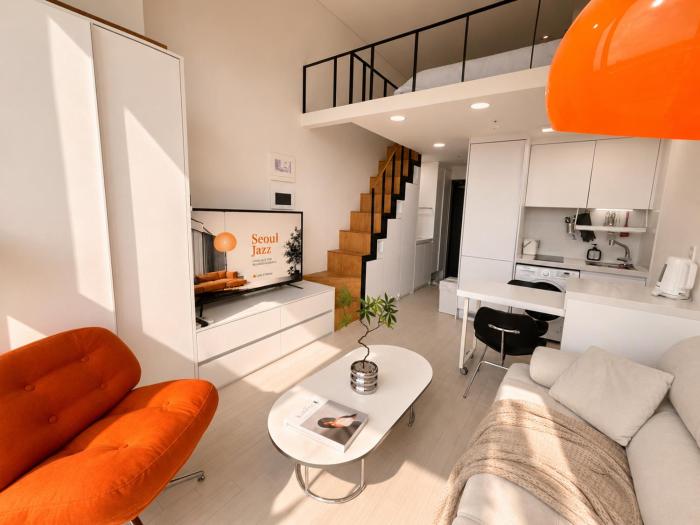Hapjeong River Loft 166