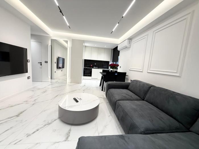 Mia apartments 203
