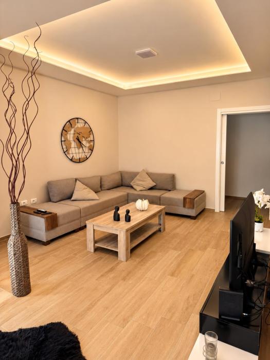 Amos Apartment