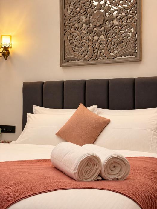 Niro Stays - Cozy Vibes Medanta Medicity