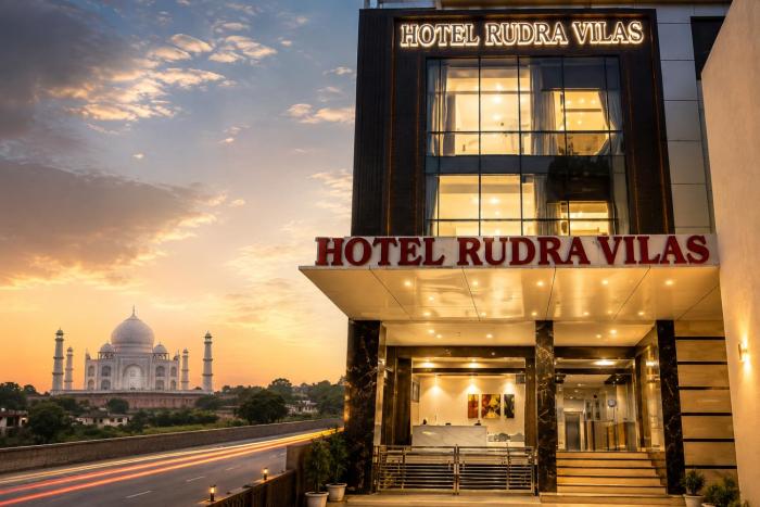 Rudra Vilas Bed & Breakfast Near Taj Mahal