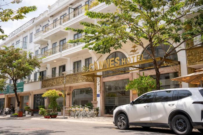 Cannes Ben Tre Hotel