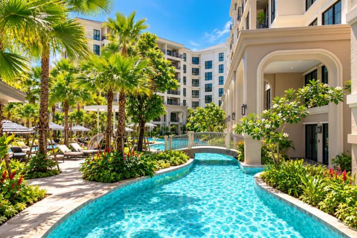 Title Legendary Grand Terrace 1-Bedroom Suite by TVC E305
