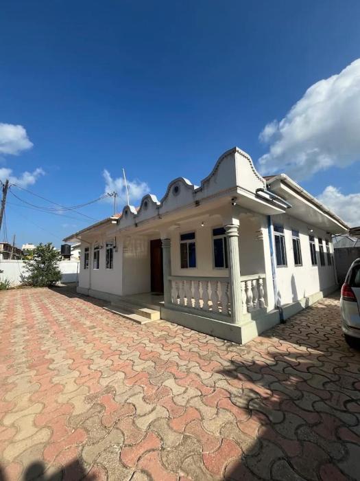 Karibu homes